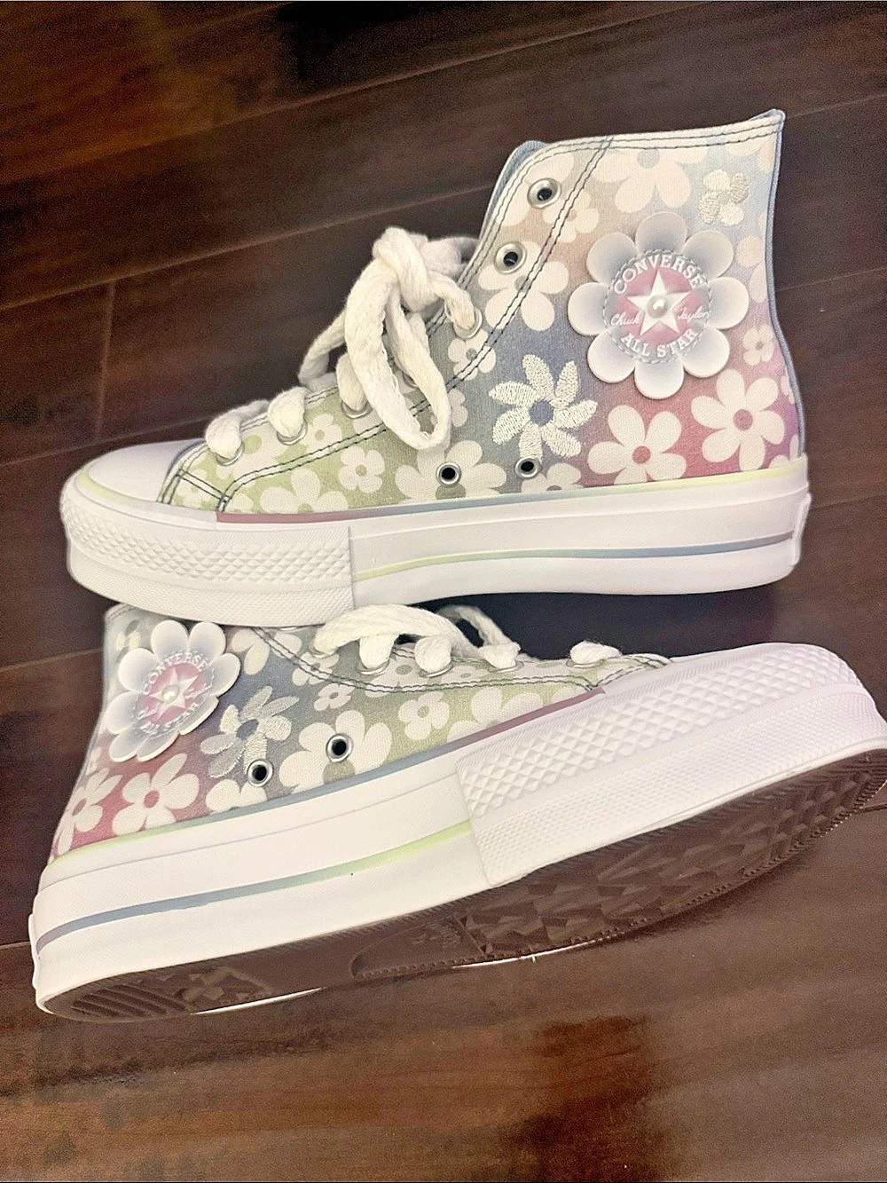 Converse Chuck Taylor All Star Lift Platform Gradient Flowers High Top Floral.